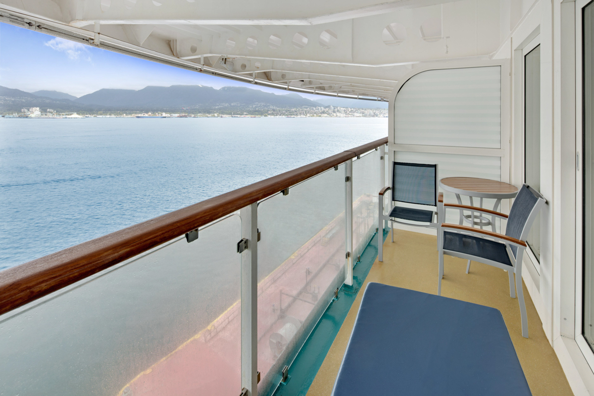 MyCruise Royal-Caribbean-Cruise-Line Radiance-of-the-Seas Kahytter Suite JX2